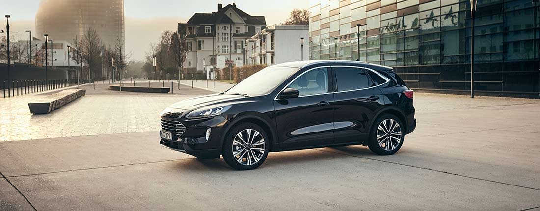 ford-kuga-hybrid-l-02