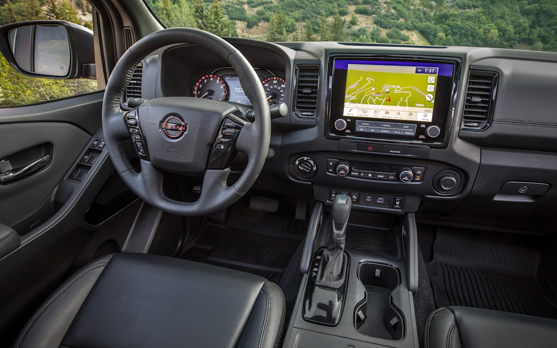 nissan-frontier-interior