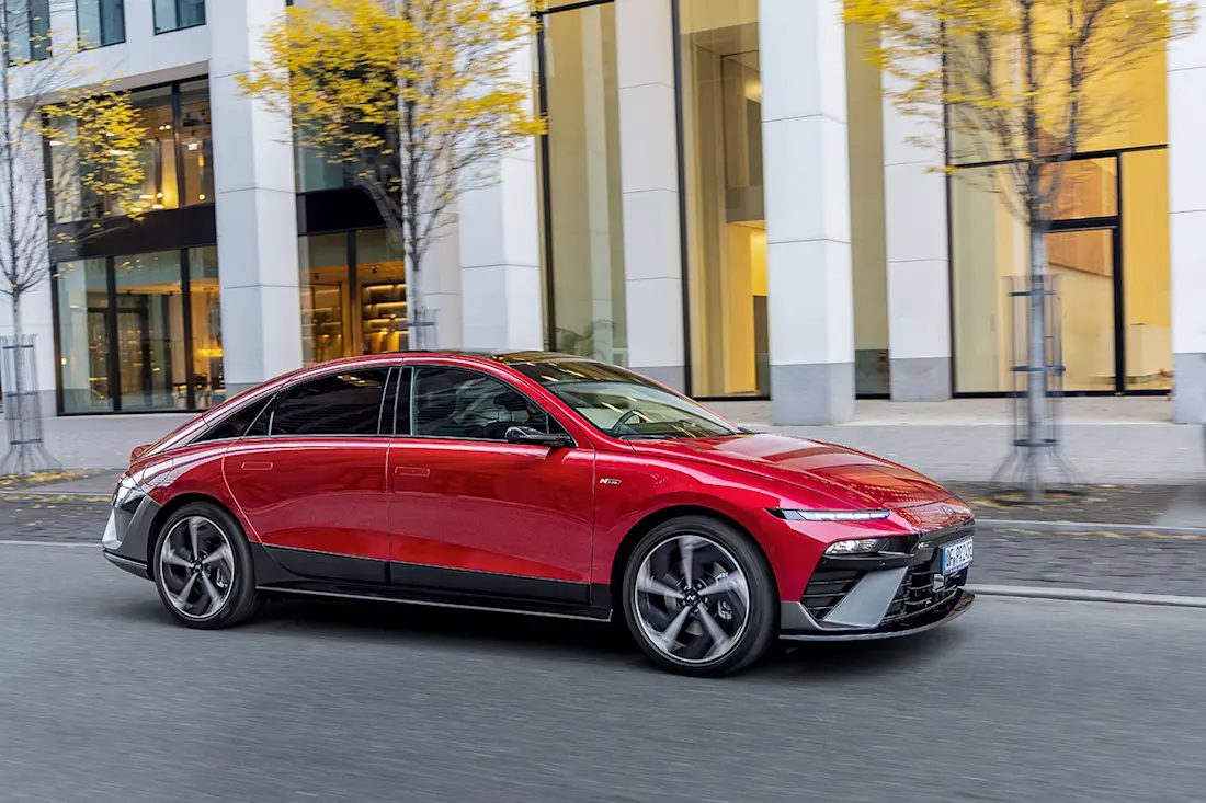 BEBE20260813 Hyundai Ioniq 6 07