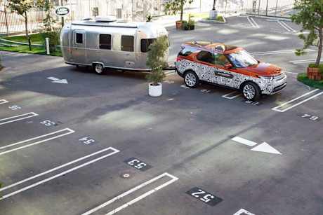 Editorial 04b land rover semi autonomous advanced tow assist