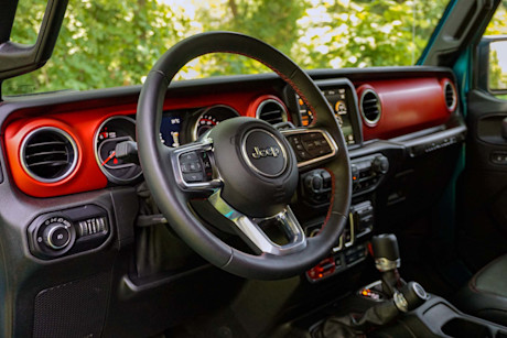Editorial 2020 jeep wrangler rubicon etorque 24 di
