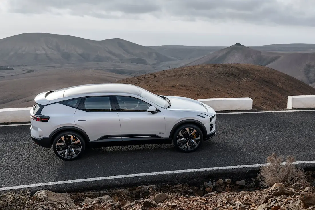 Polestar-3-2023-Side Polestar-3-2023-Side