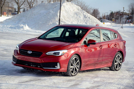 Mazda3 Sport AWD contre Subaru Impreza 2020 : match comparatif Body Image