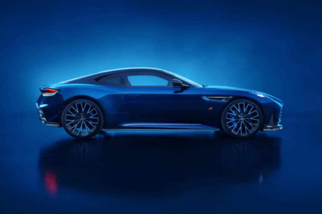 Aston Martin DB12 S_04.jpg