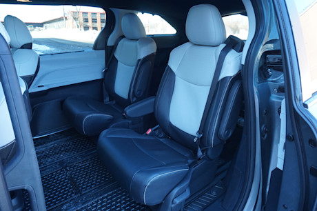 2026 Toyota Sienna - TD - JL - 260218 - 29