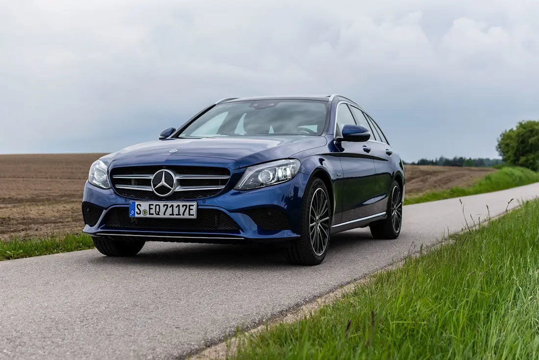 Mercedes-Benz-C300de-Front