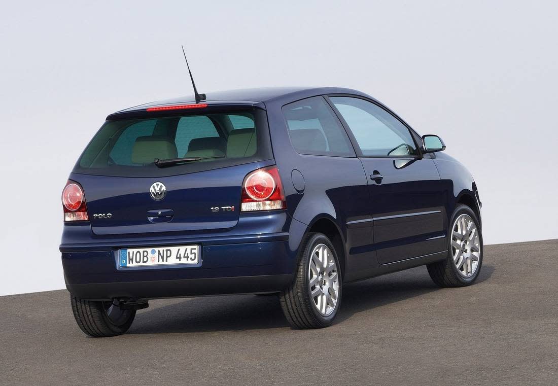 4Tn0UfkqPKVqlLpwgb8y6h-74a2731b1070c830e4400b8a59cec5e6-vw-polo-9n-back-1100