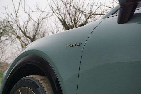 2026 Porsche Cayenne Electric - FD - DI - 260311 - 15