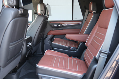 Editorial 2024 gmc yukon denali ultimate 26