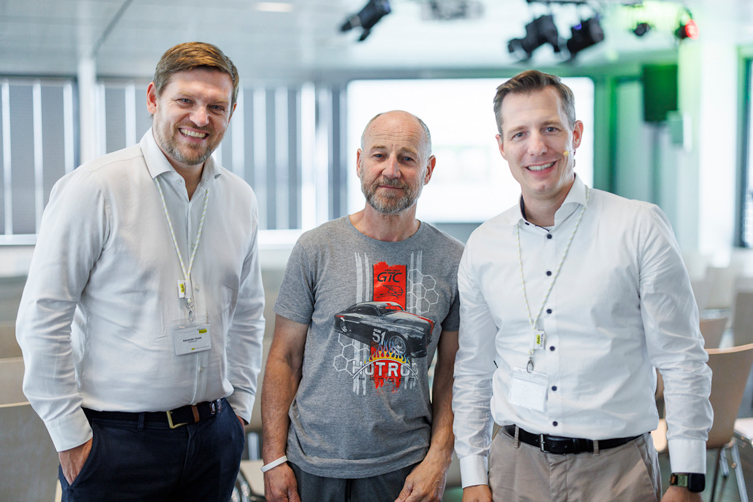 Geschäftsführung AutoScout24 Österreich und Roland Düringer.jpg