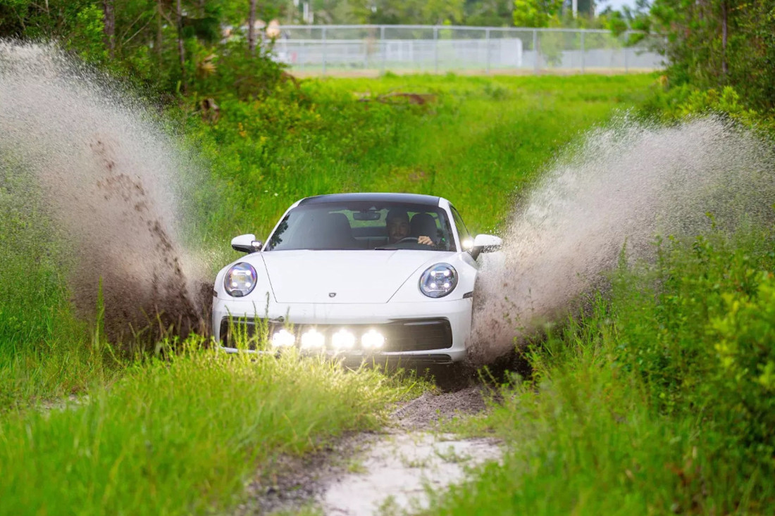 Porsche-911-carrera-Offroad-dakar (8).jpg