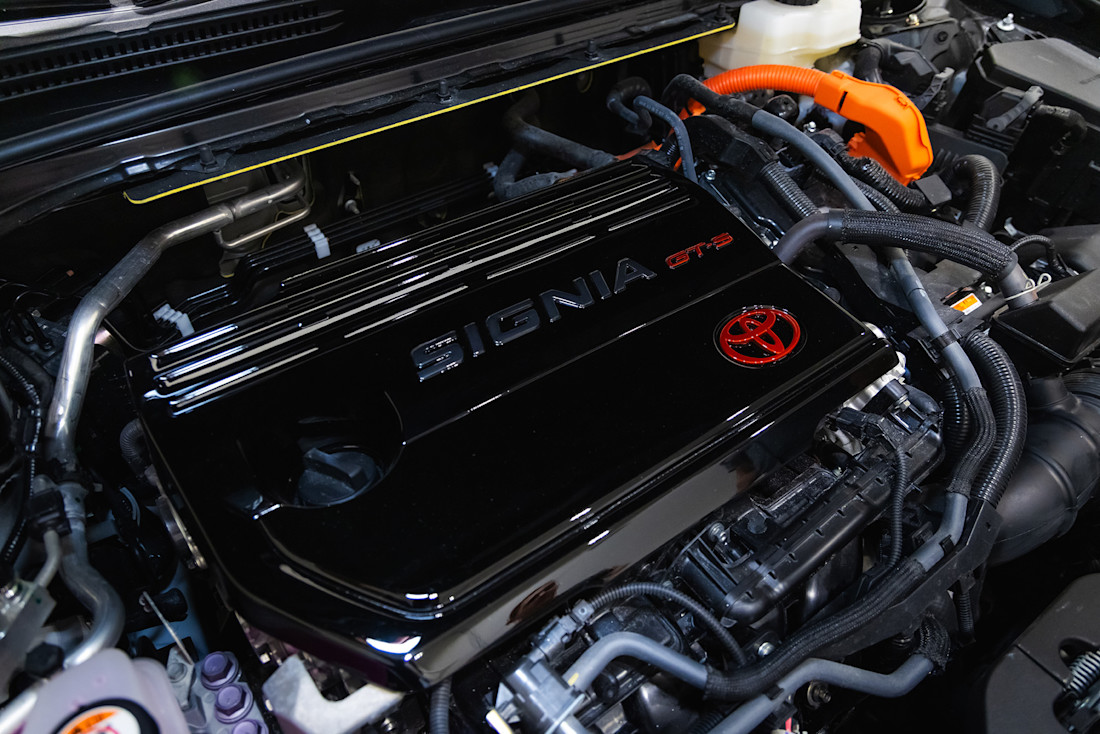 2026 Toyota Crown Signia GT-S Performance Concept - NF - SBe - 261027 - 34.jpg