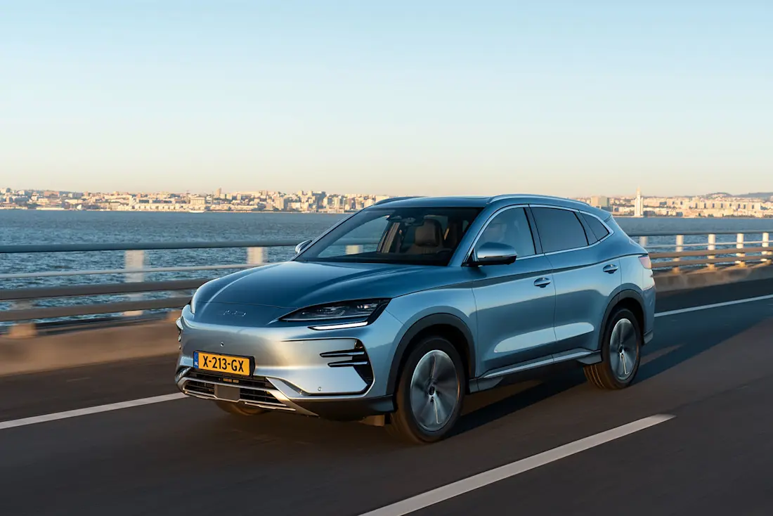 Der BYD Seal U steht auf der konzerneigenen e-Platform 3.0. Optisch zeigt sich der Stromer adrett gezeichnet.  Der BYD Seal U steht auf der konzerneigenen e-Platform 3.0. Optisch zeigt sich der Stromer adrett gezeichnet.