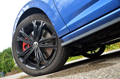 Volkswagen Jetta GLI 2022 : essai routier Body Image
