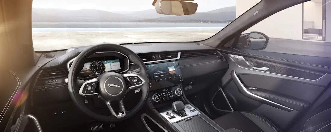 Jaguar F-Pace P400e 002 Jaguar F-Pace P400e 002