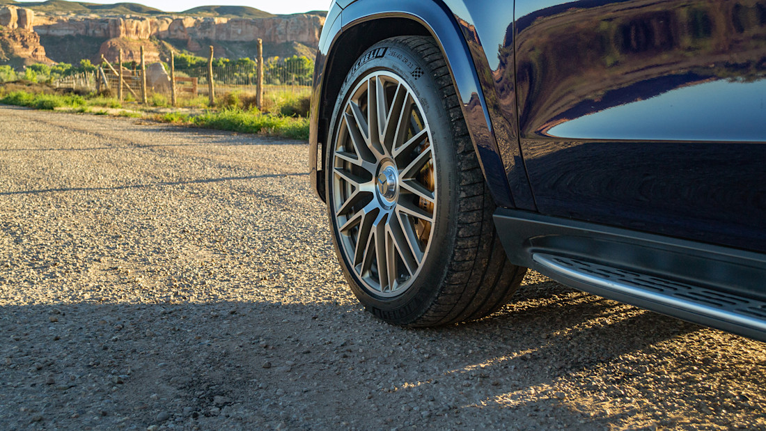 2027 Mercedes-AMG GLS 63 S - FD - KP - 261019 - 7.jpg