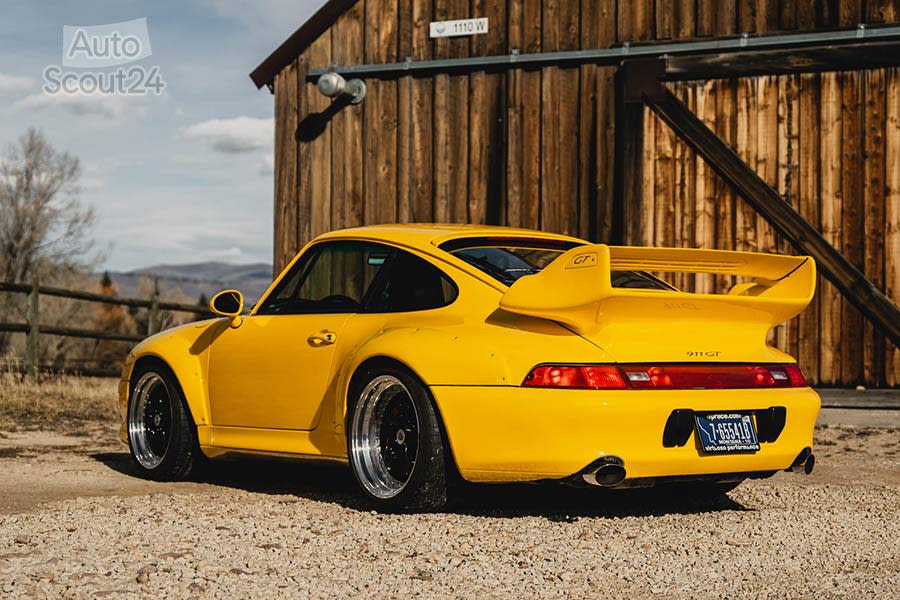 Porsche-911-Turbo-GT2 (3).jpg