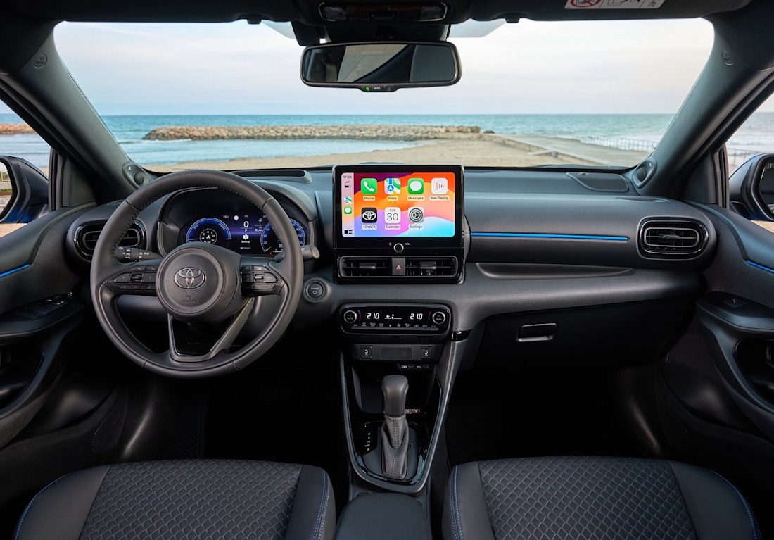 Toyota-Yaris-2024-Innerraum