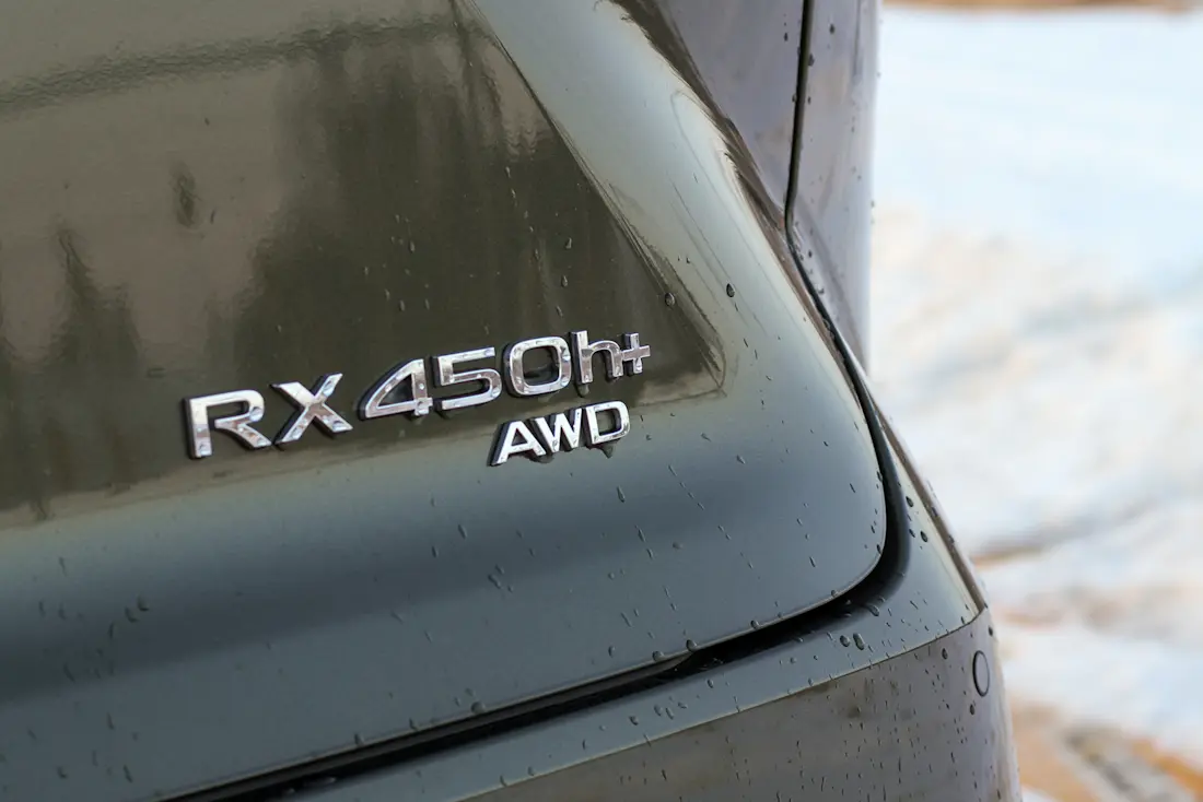 2026 Lexus RX 450h+ - TD - CT - 260302 - 4
