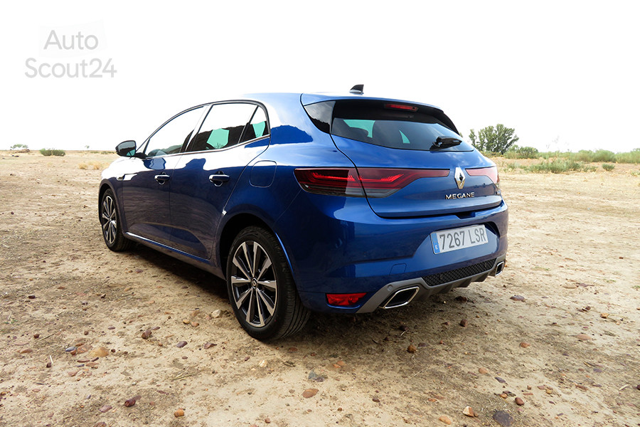FT_7_renault_megane_hibrido_trasera_3.JPG