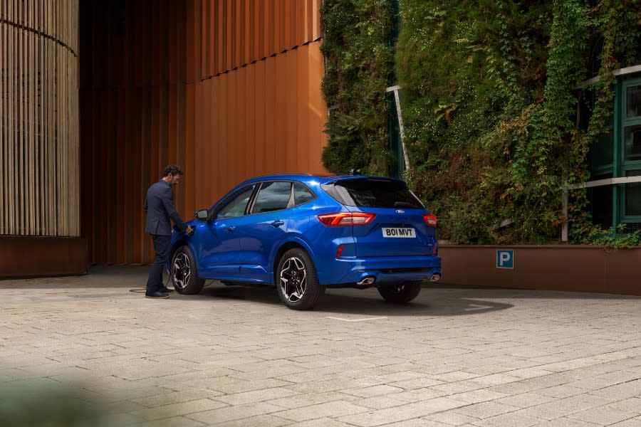 ford-kuga-2024.12.jpg