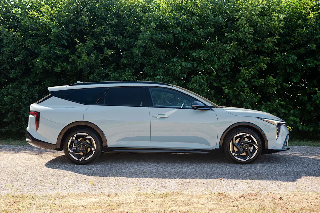 Kia K4 Sportswagon