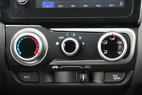 Editorial honda fit lx cvt 2019 12