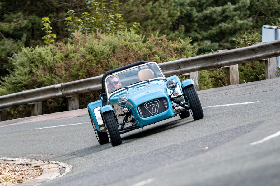 caterham_seven_170_s_16.jpeg