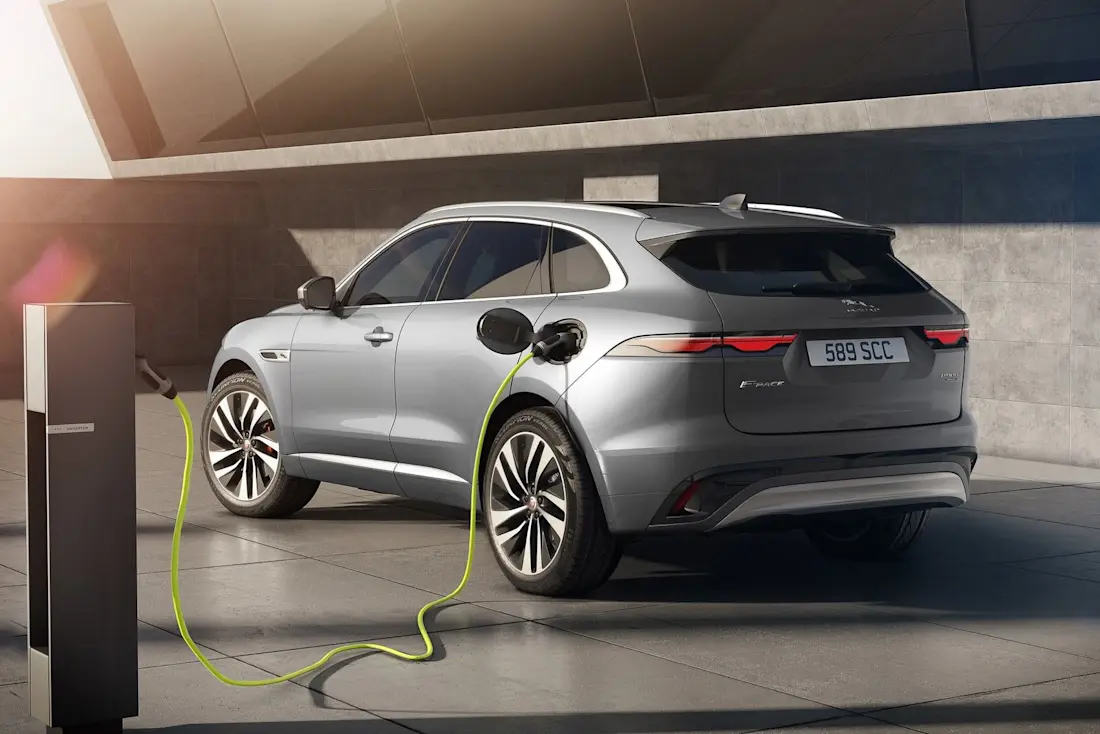 Jaguar-F-Pace-2021-Hybrid