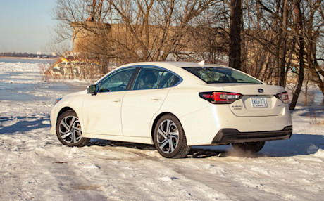 Subaru Legacy Limited 2020 : essai routier Body Image