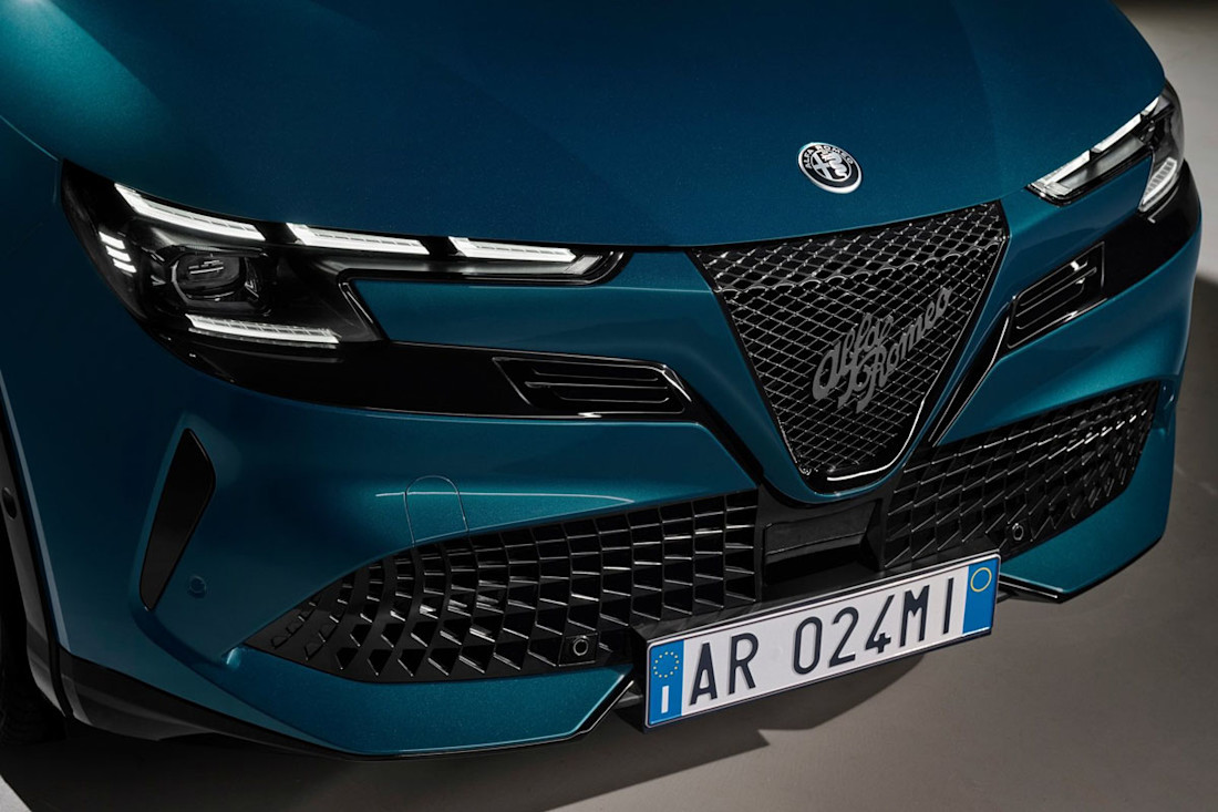 Alfa_Romeo-Milano-2025 (11).jpg