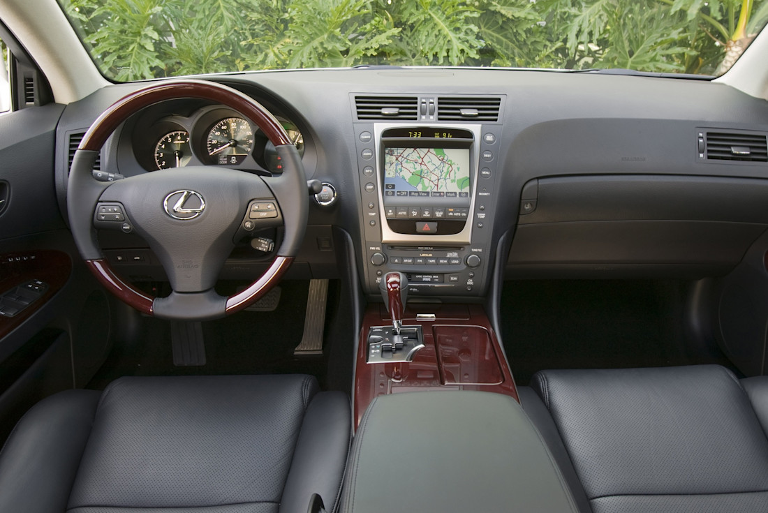 lexus-gs-460-interior