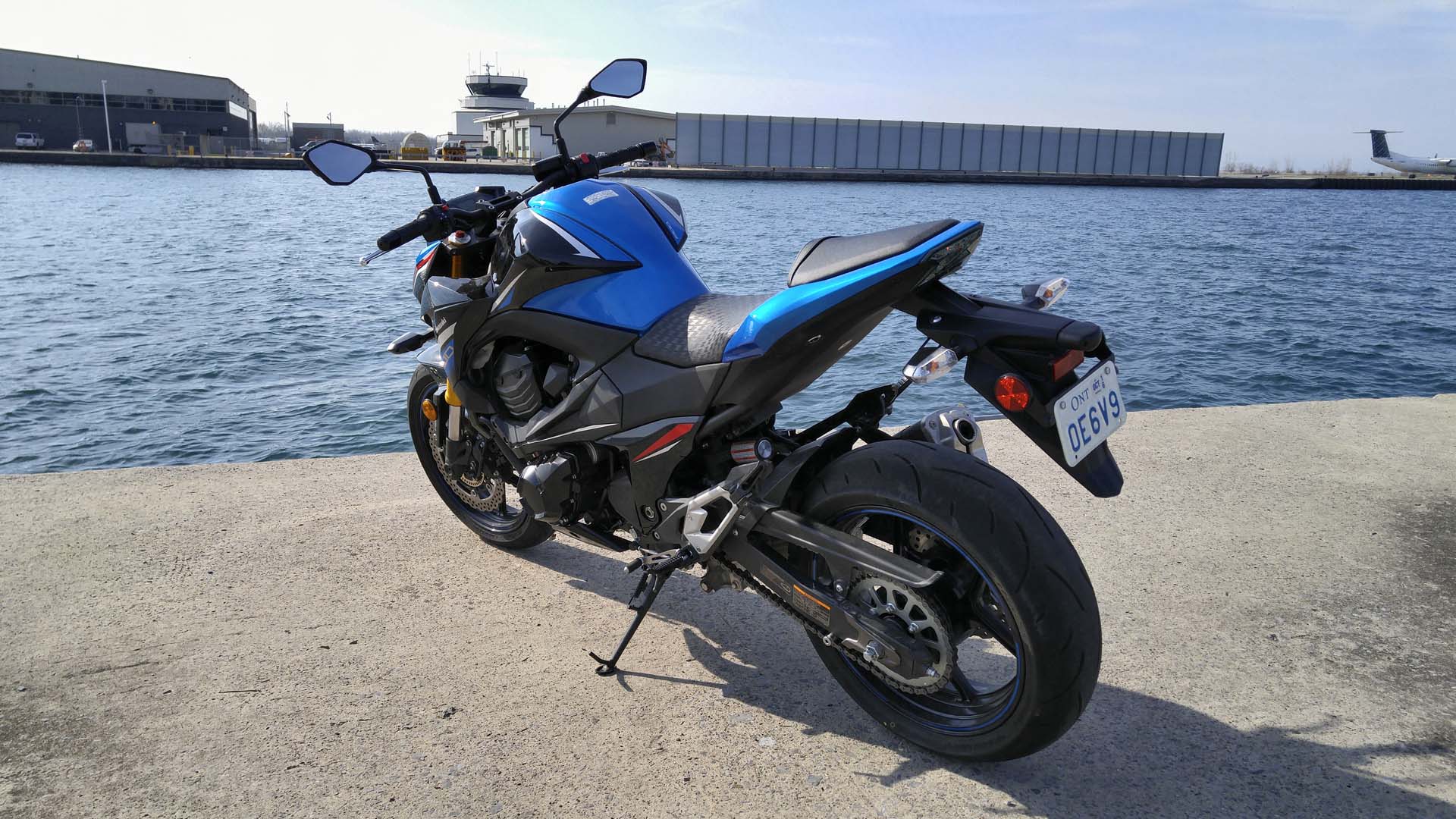 2016 Kawasaki Z800 Test Ride - AutoTrader.ca