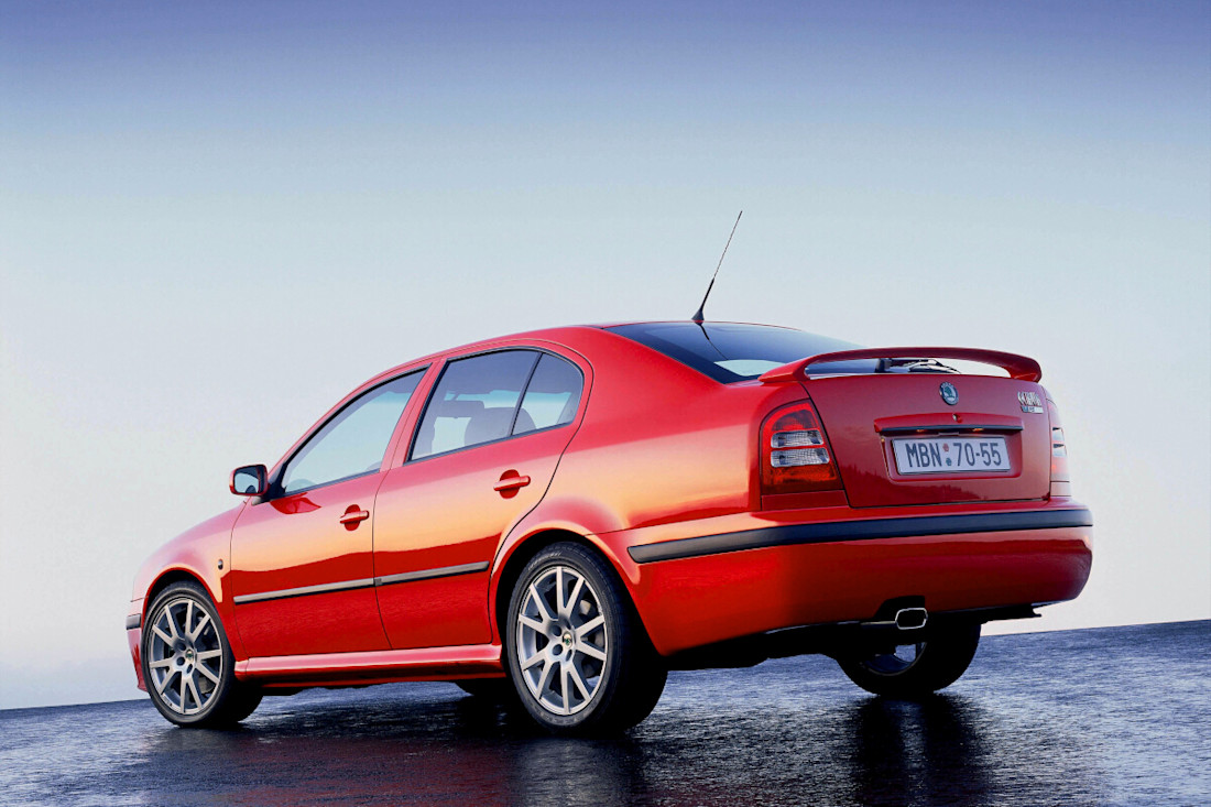 Skoda-historia_skoda_octavia-rs.jpeg