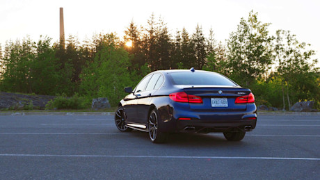 Editorial 2019 bmw 530e m performance 09 jp