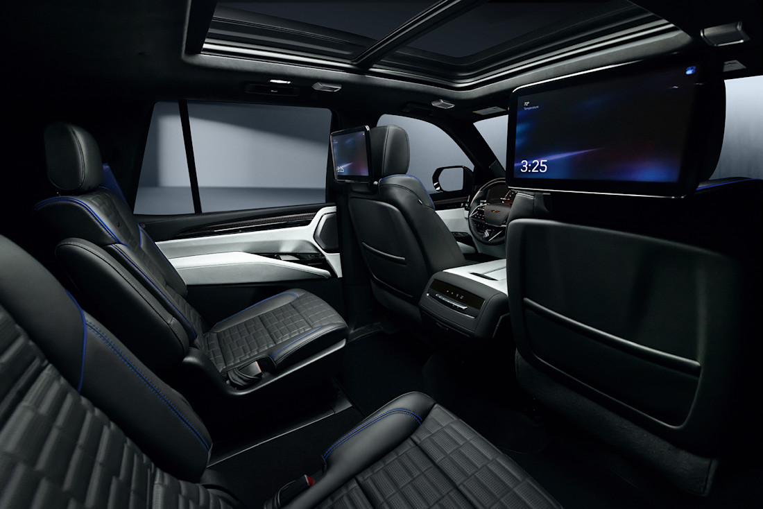 2027 Cadillac Escalade - NF - Cadillac - 261021 - 24.jpg