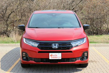 Editorial 2025 honda odyssey review exterior front profile 3