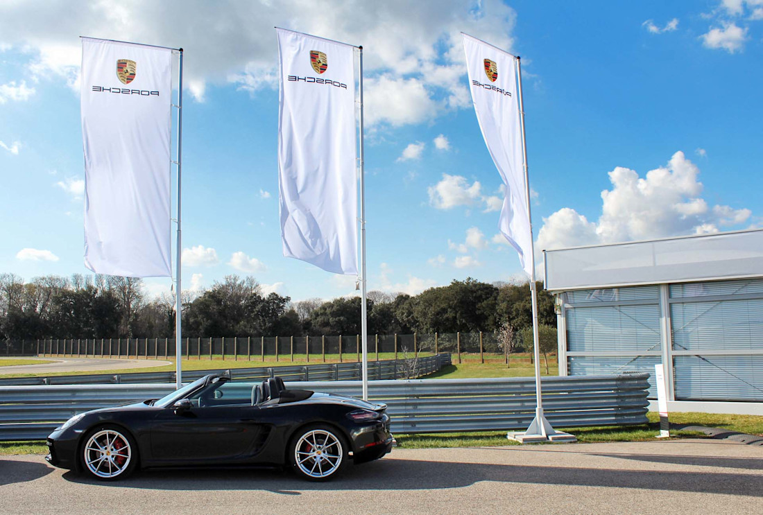 Editorial 2017 porsche 718 boxster pb 03