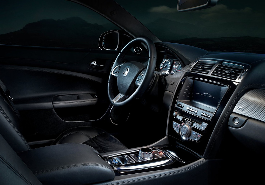 jaguar-xkr-interior