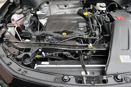 Editorial 2024 buick envista st td 240206 15 jm