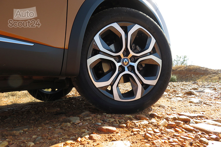 FT_15_renault captur 2021_llanta 18_.JPG
