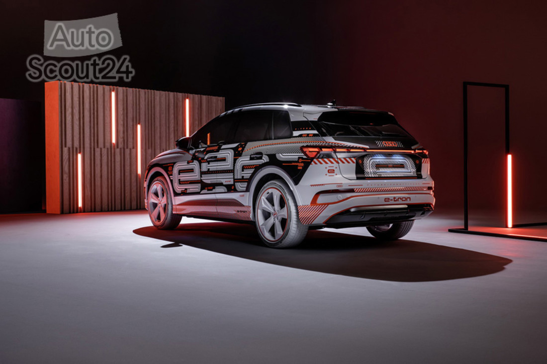 2022-audi-q4-e-tron-75.jpg
