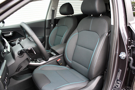 Editorial 2020 kia niro ev sx touring 21 db fr