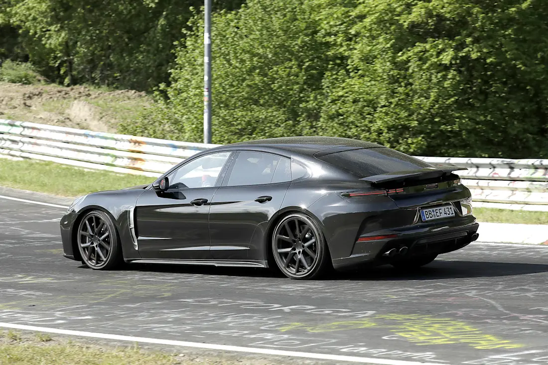 Porsche Panamera 005