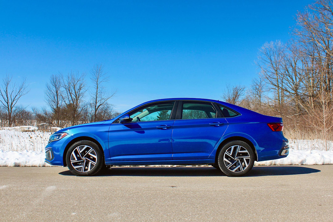 Editorial 2023 volkswagen jetta highline 06 pb