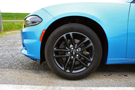 Essai routier : Dodge Charger SXT AWD 2019 Body Image