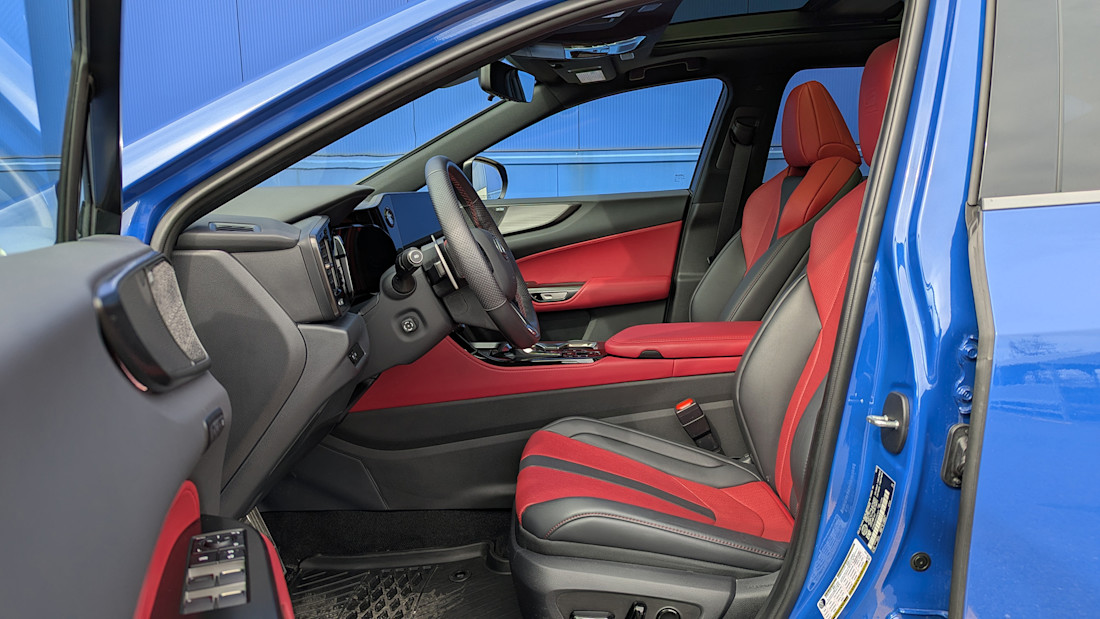 2026 Lexus NX350h - TD - DB - 260603 - 19.jpg