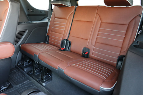 Editorial 2024 gmc yukon denali ultimate 27