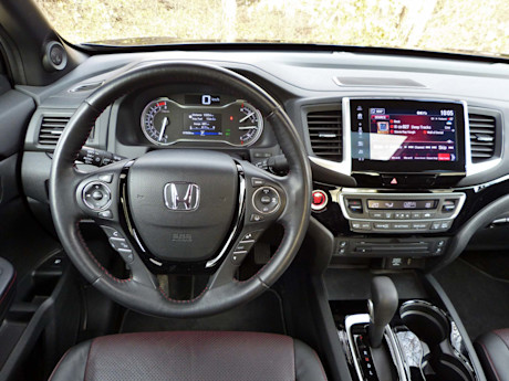 Editorial 2018 honda ridgeline black edition 15 jb