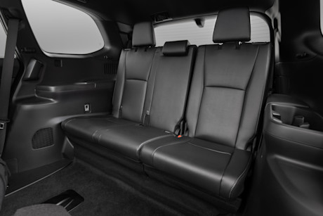 Editorial 2024 toyota grandhighlander stormcloud 015